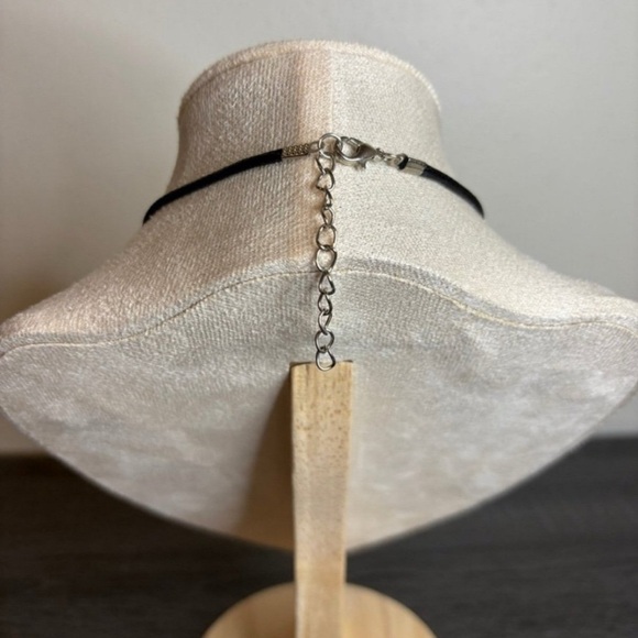 Handmade Monster High Lagoona Blue Necklace - Picture 5 of 5